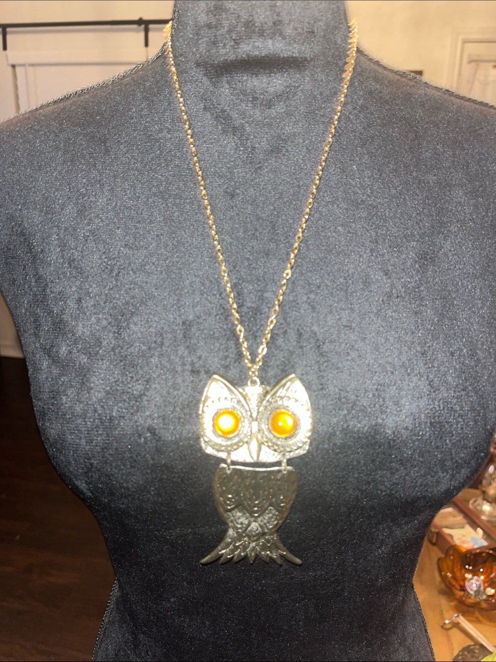 Vintage Unmarked Owl Statement Necklace Gold Tone Untested Costume Jewelry